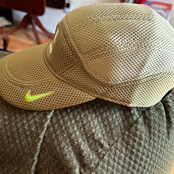 Supreme x Nike hat - Picture 2 of 6